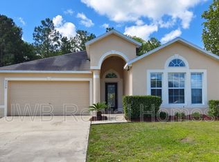9350 Thorn Glen Rd, Jacksonville, FL 32208