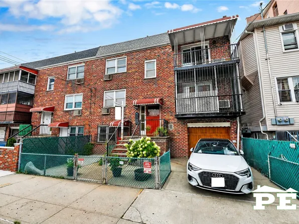2804 East 11th Street image 1 of 35