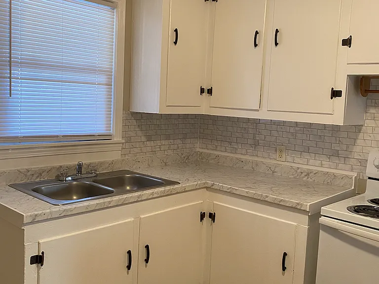 110 Evergreen Ln #3 — Photo 19