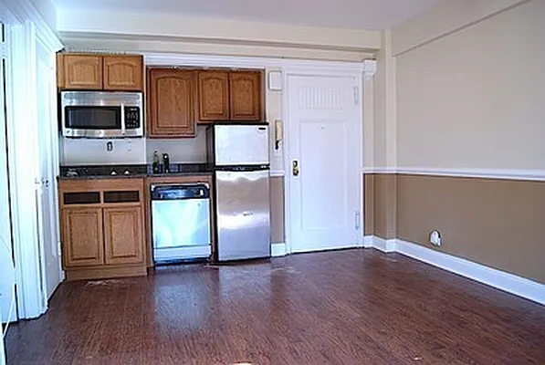 Rented by Town Residential | media 18