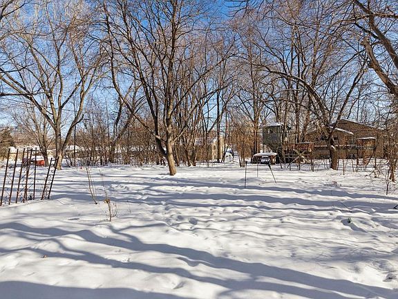 5th image of 1756 Hamline Ave N