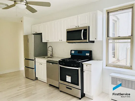 Rented by FirstService Realty (legacy) | media 8