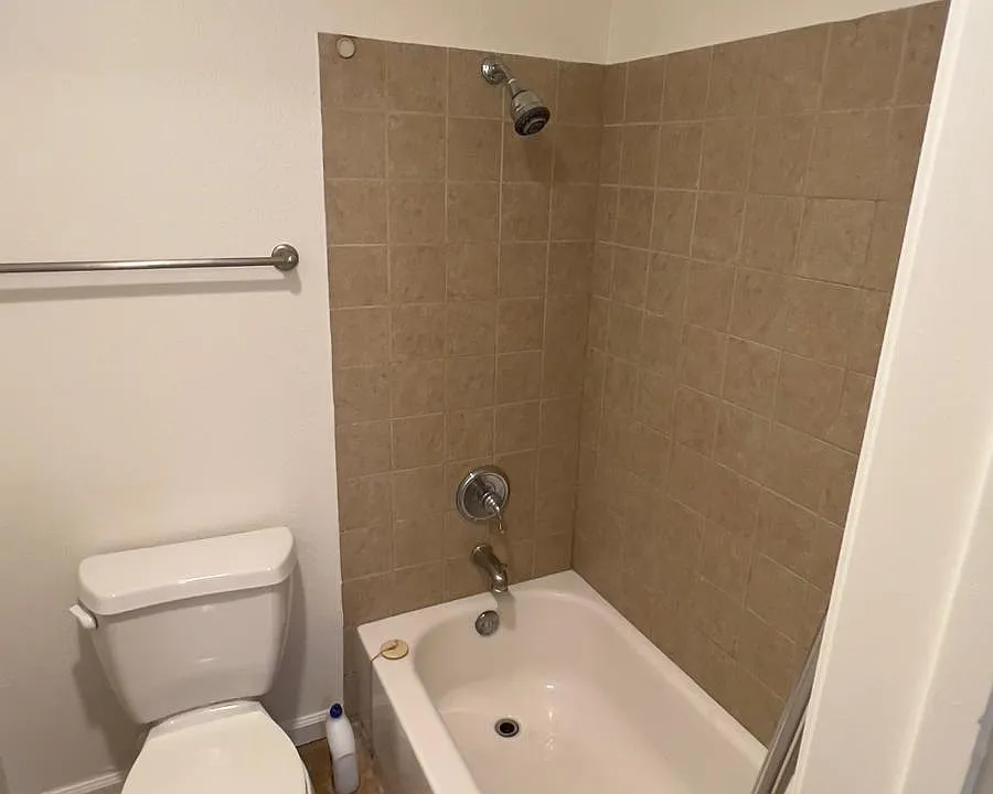 880 E Fremont Ave #618