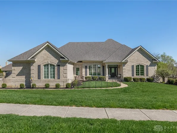 2824 Ash Ridge Dr, Dayton, OH 45434