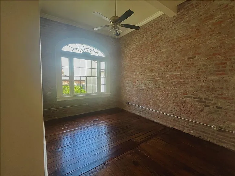 1029 Saint Peter St #4 — Photo 9