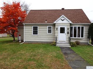 319 Grandview Ave, Catskill, NY 12414