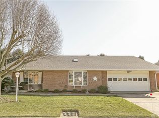 1802 Primrose Ln, Fairborn, OH 45324