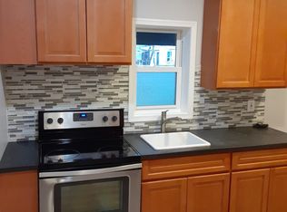 159 W Hansberry St #1B, Philadelphia, PA 19144