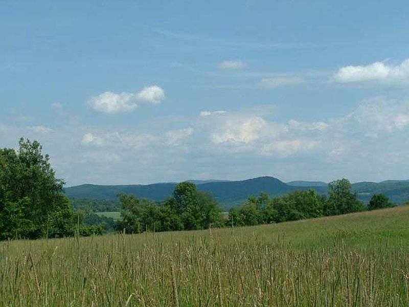 2nd image of 0 GILLIS HILL Lane