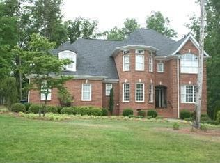 4529 Arden Forest Rd, Fuquay Varina, NC 27526