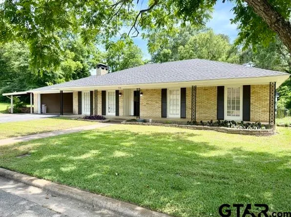 308 N Garden Club Dr, Overton, TX 75684