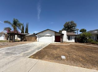 6012 Auburn Oaks Dr, Bakersfield, CA 93306