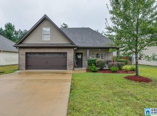 112 Stonebriar Dr, Calera, AL 35040