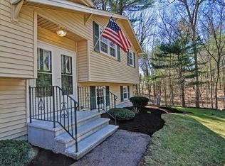 11 Herbert St, Tewksbury, MA 01876