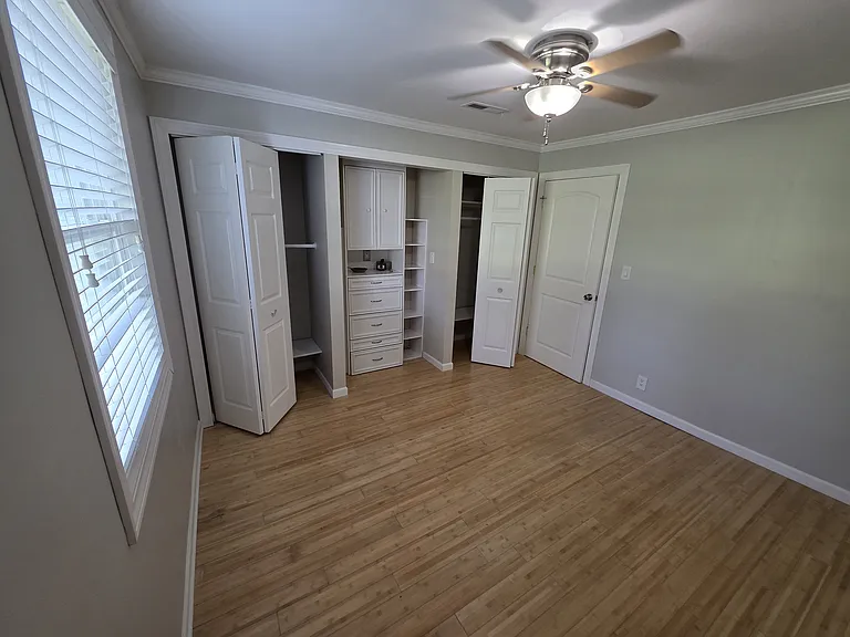 207 Taylor Rd — Photo 9