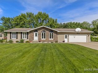 10991 Campanel Dr, Zeeland, MI 49464