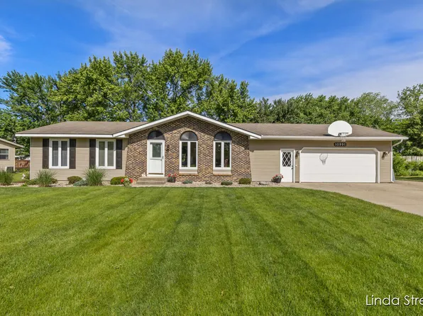 10991 Campanel Dr, Zeeland, MI 49464