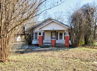 212 E Main St, Tecumseh, OK 74873