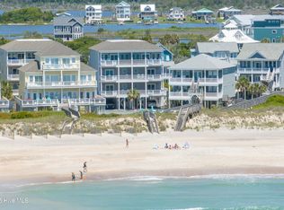 876 Villas Dr, North Topsail Beach, NC 28460