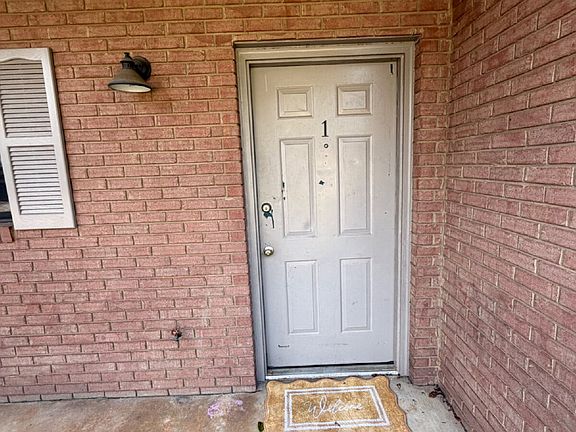 2nd image of 1133 Fortner St APT A1