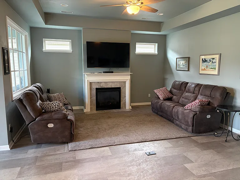 122 N Bedford Rd — Photo 4