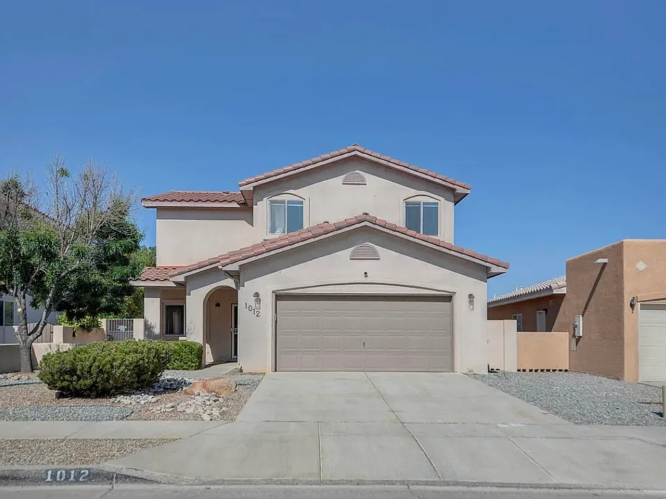 1012 Casa Maria Rd NE