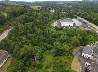 1204 Pittsburgh Rd N, Uniontown, PA 15401