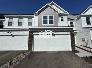 12841 Sawyer Ln, Rogers, MN 55374