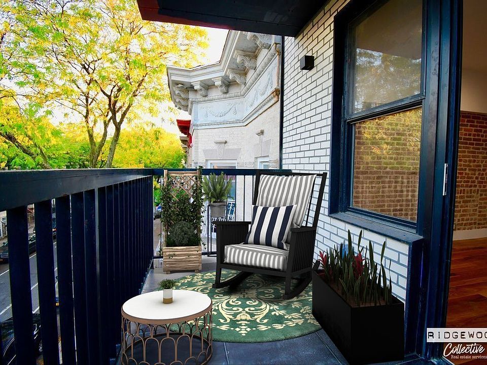 1st image of 339 Cornelia St #11