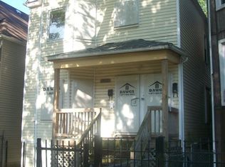 8022 S Escanaba Ave, Chicago, IL 60617