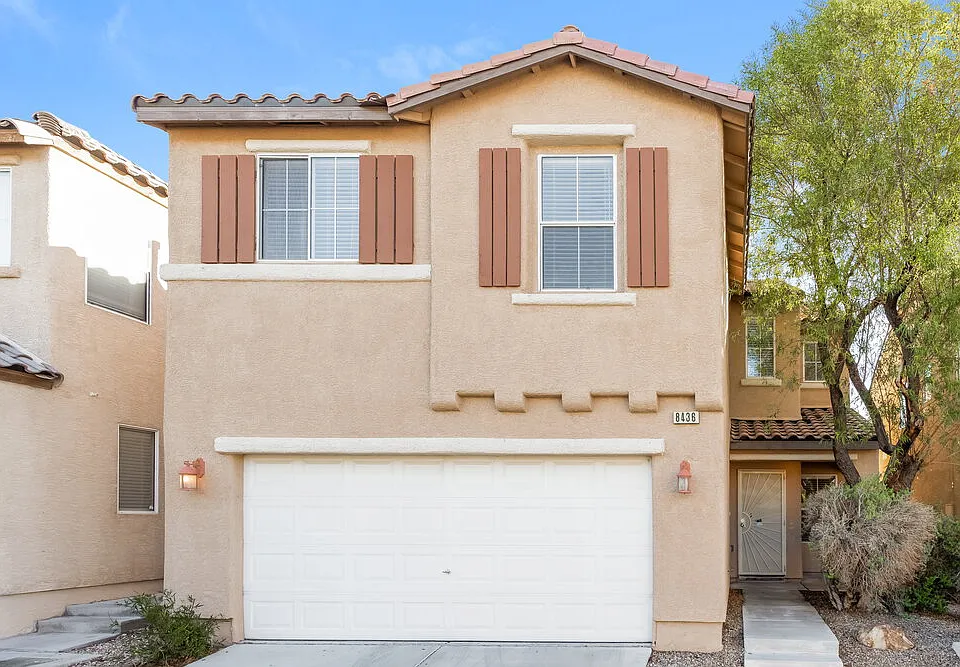 8436 Walker Gardens Pl