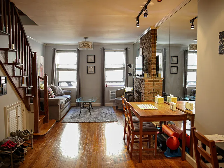 343 E 78th St #5 — Photo 4
