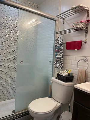 Rented by Corcoran | media 23