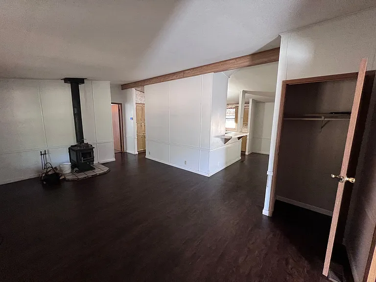 22195 Vallotton Ln — Photo 29