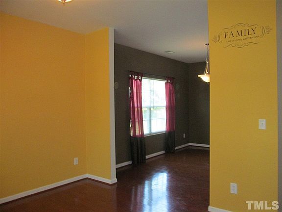 3rd image of 1612 Bancroft Ct
