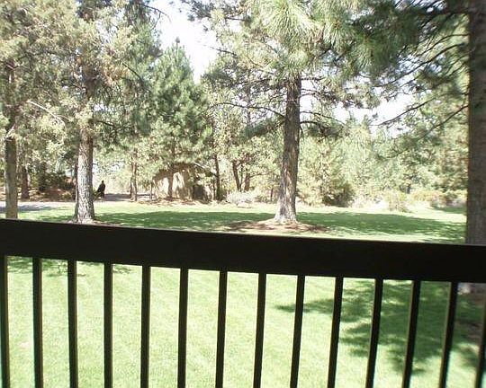 4th image of 19701 SW Mount Bachelor Dr #131