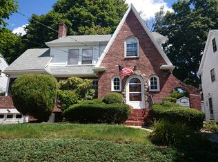 213 Bonad Rd, Brookline, MA 02467
