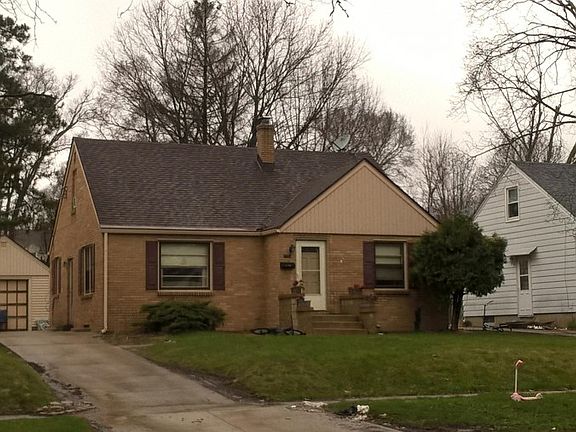 2nd image of 1815 E Gate Pkwy
