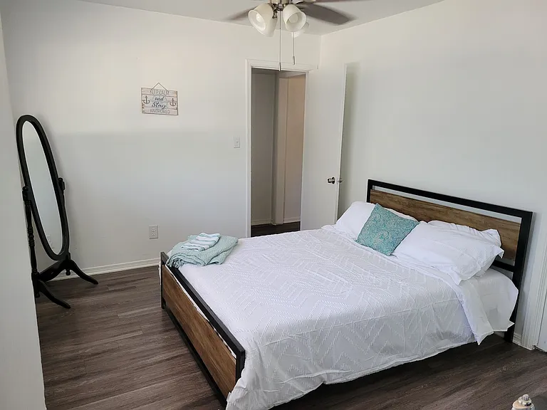 Villa Verde Apartments - $250 Off Move-In Costs! — Photo 1