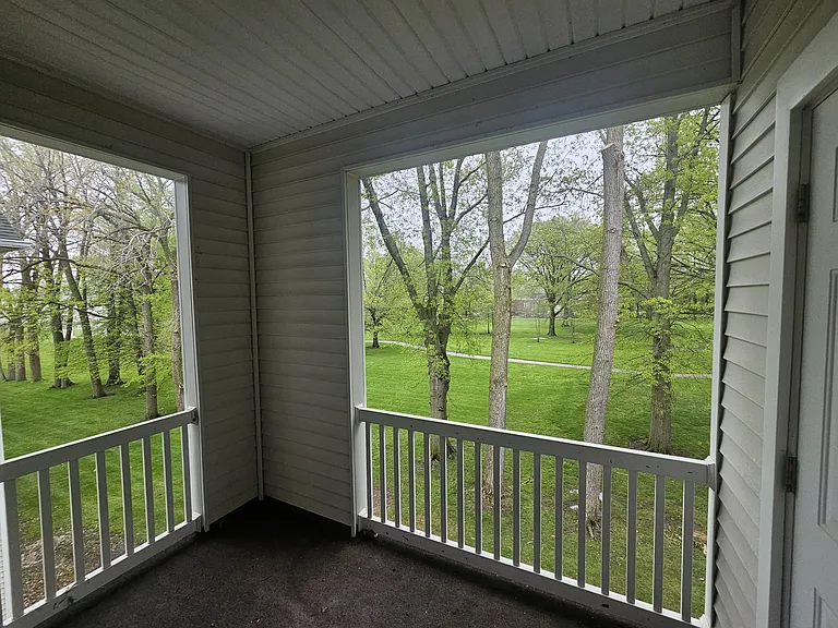Aquamarine Apartments — Photo 84