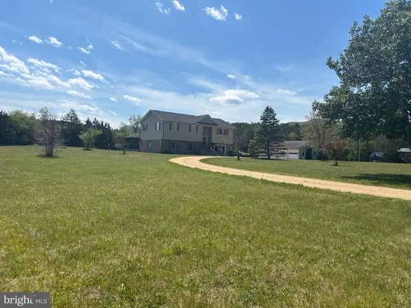 312 Southern Dr, Strasburg, VA 22657