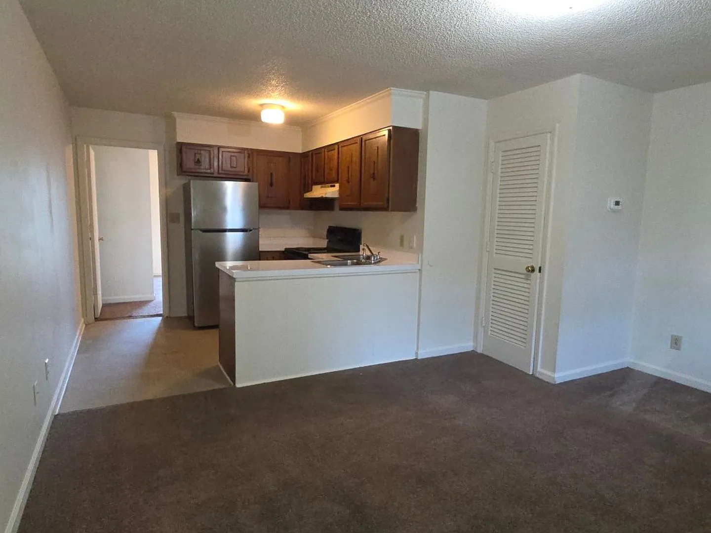 309 E. Beech Street — Photo 2