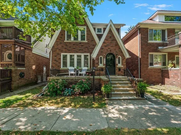 873-875 Beaconsfield Ave, Grosse Pointe, MI 48230