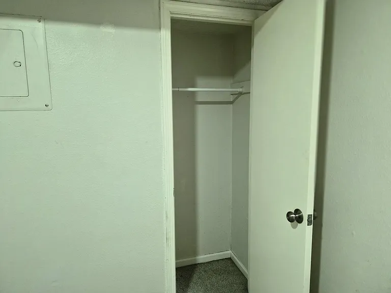 321 Northwood Ln — Photo 17