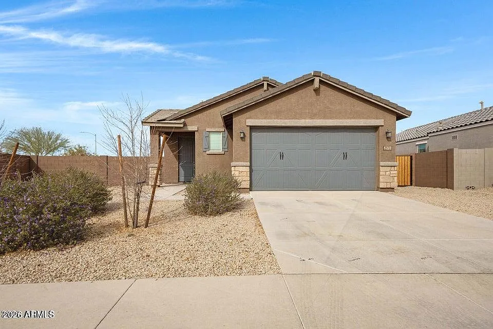 2570 E Corazon Trl