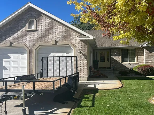 884 Wheatstone Dr, Idaho Falls, ID 83404