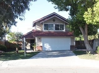 1198 E Goshen Ave, Fresno, CA
