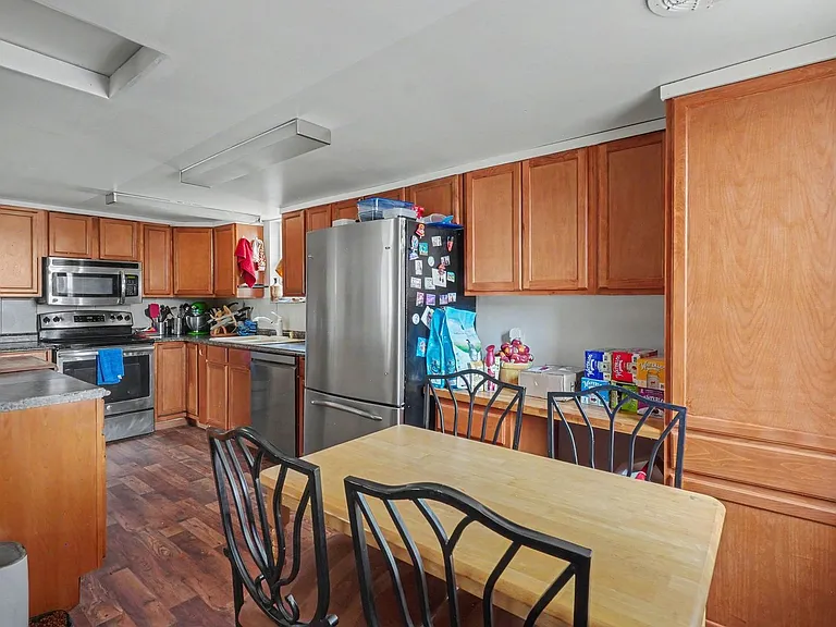 605 S Harlan St — Photo 4
