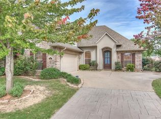 802 Dumaine Dr, Bossier City, LA 71111