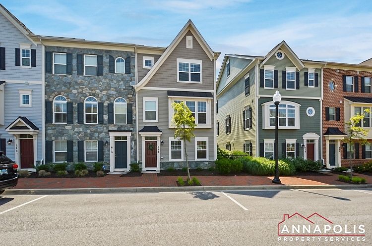 1st image of 617 S Cherry Grove Ave